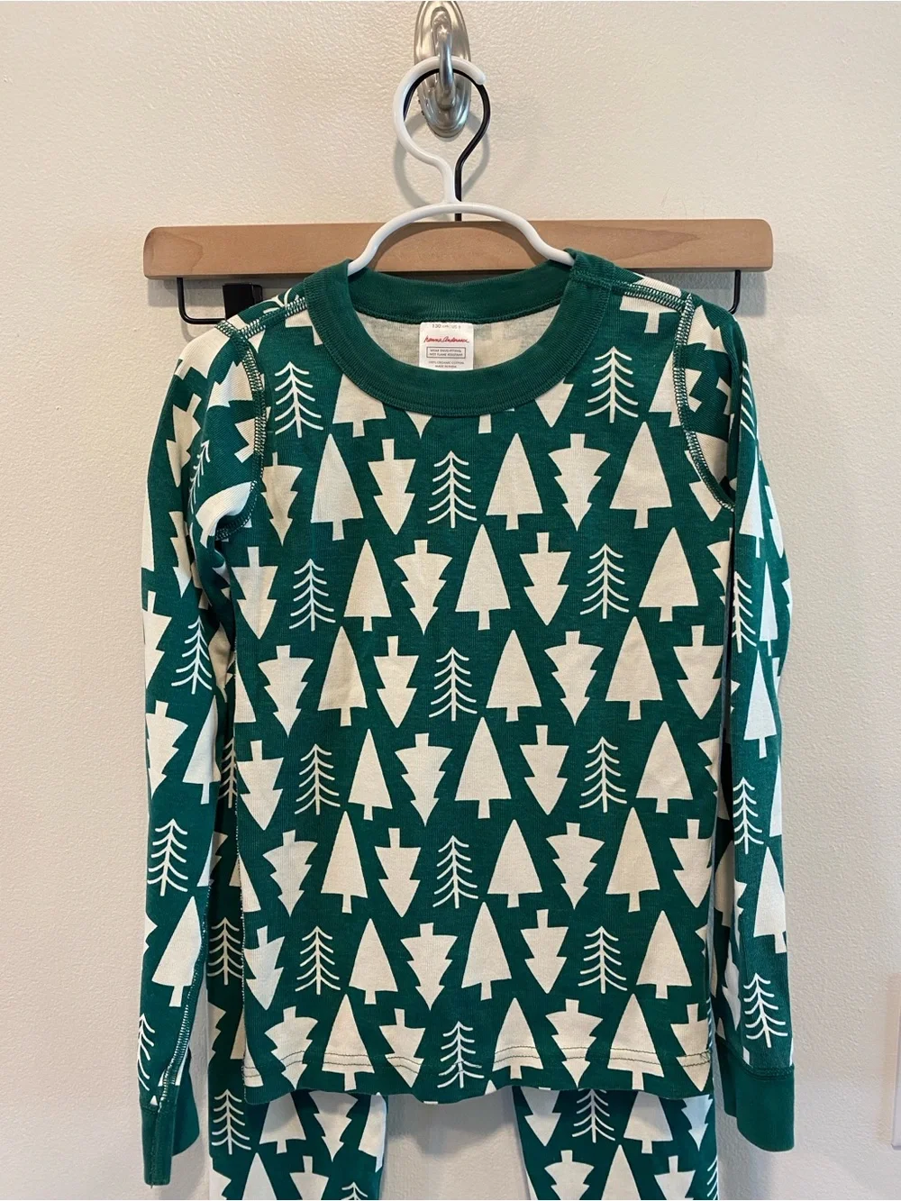 Holiday HannaJams Pajama Set kids 130 US 8 winter green Christmas tree print